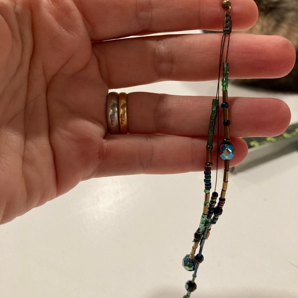 Earring - Picture 4 of 4